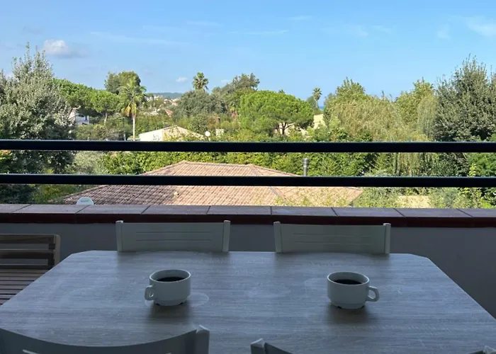 Dans Avec Piscine Et Privees * سان-نيكولاو
