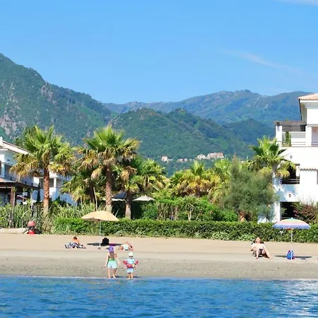 Dans Avec Piscine Et Privees San-Nicolao