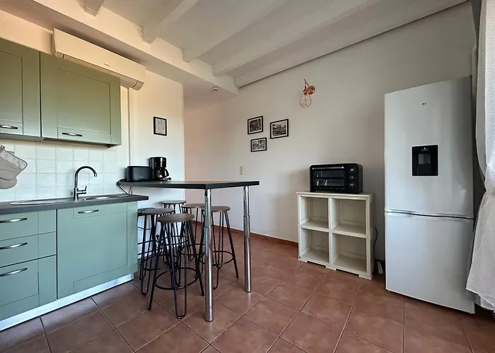 Dans Avec Piscine Et Privees Apartment *