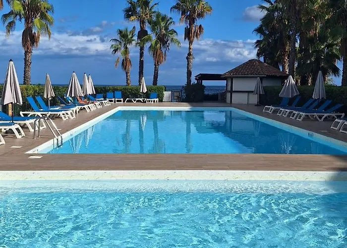 Dans Avec Piscine Et Privees * San-Nicolao